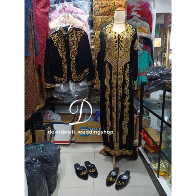 1set, Kebaya + Beskap Lengkap (BONUS 2 PASANG SELOP)