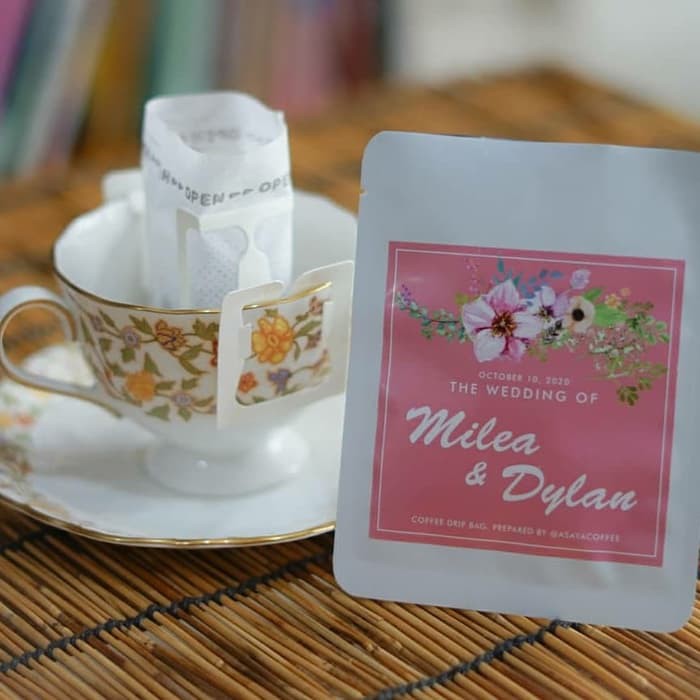 

Souvenir Pernikahan Coffee Drip Kopi Arabika Robusta