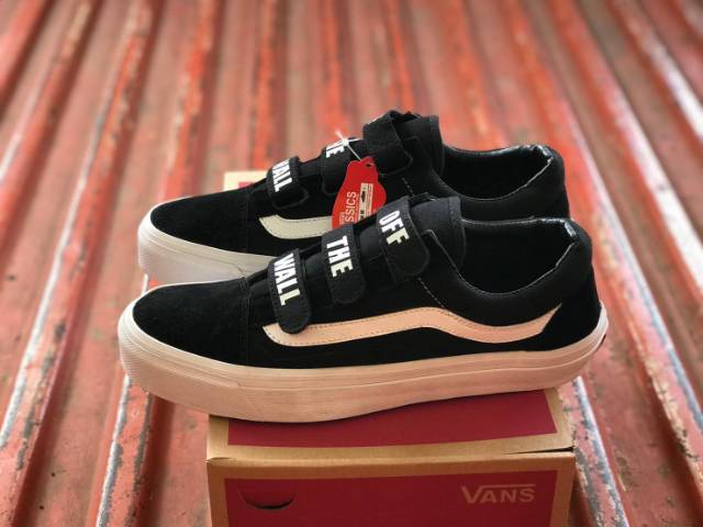 SEPATU43 VANS AUTHENTIC FULL BLACK HITAM COKLAT OLDSKOOL ERA SK8