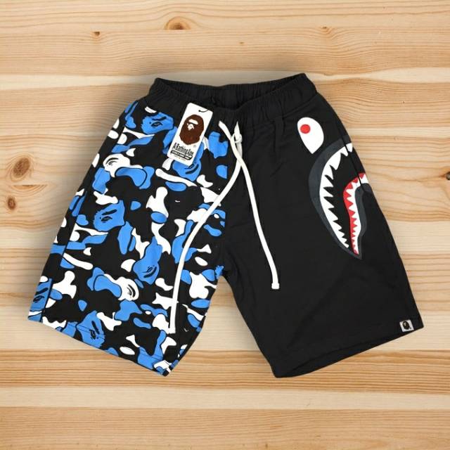 CELANA PENDEK BAPE SHORT PANTS