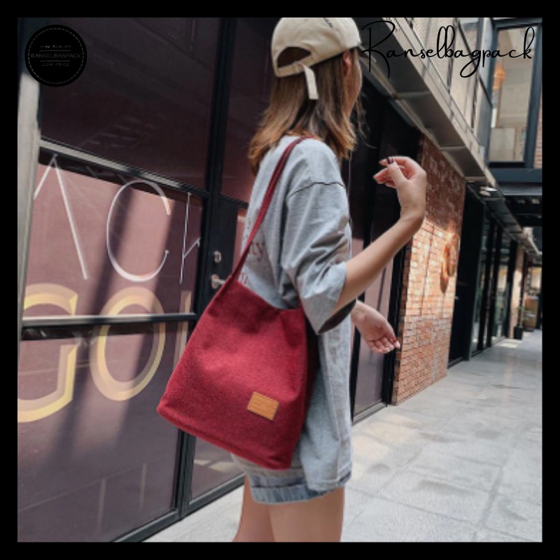 Tas Selempang Messenger Terbaru Kekinian Model Fashion Korea Murah Multifungsi Stylish Simple Casual Elegan Import Lokal Original Perempuan Wanita Cewek