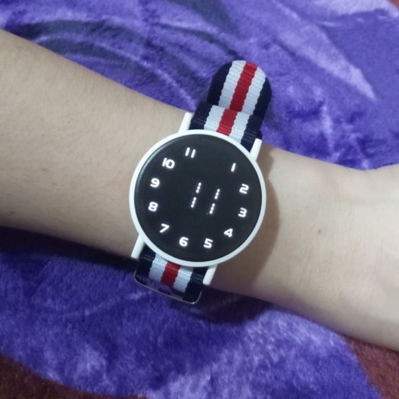 (Cod)Jam Tangan Wanita /Pria Touch Scren Strap Canvas/Kain Anti Air)