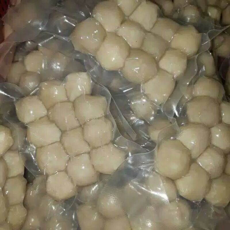 

Rumah boci2_Baso Aci / Cilok Ayam Cincang Isi 12 biji
