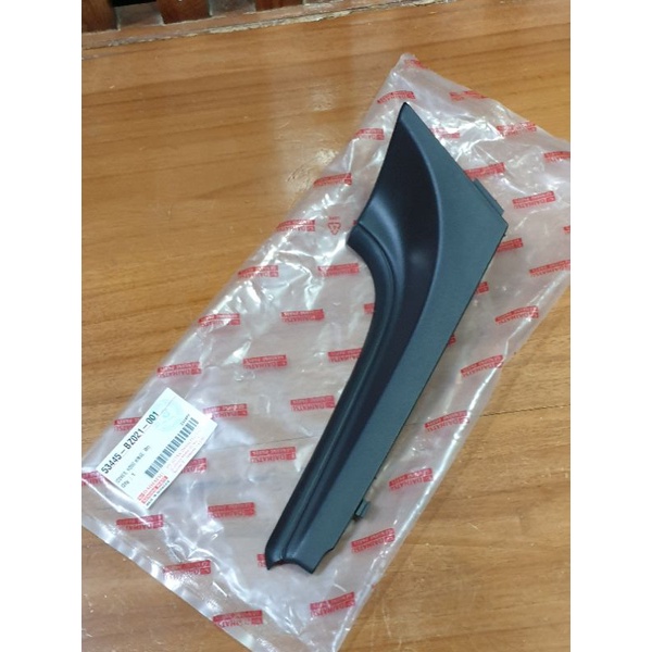 Cover Hood Hinge karet samping Kap Mesin kanan all New Avanza Xenia 53445-BZ021-001