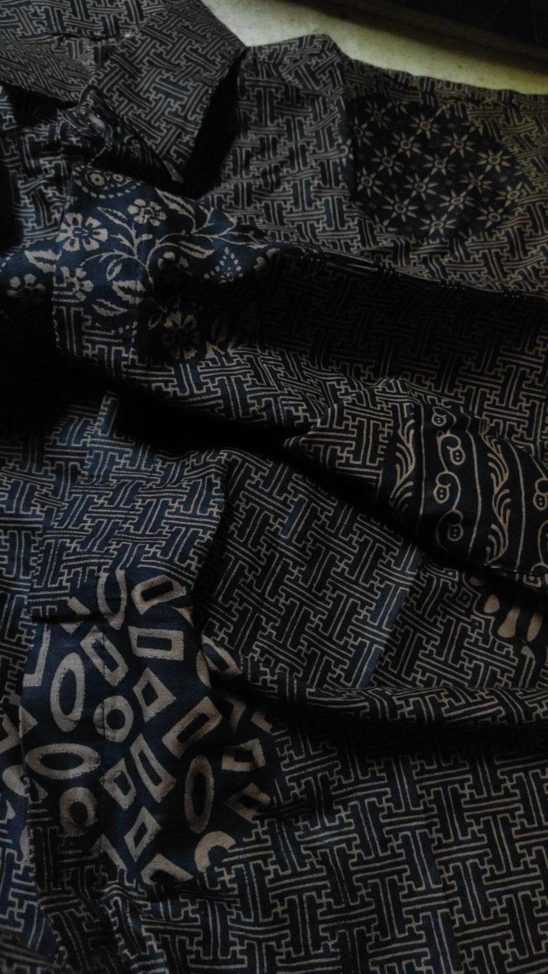 Kemeja Batik Pria M L Xl Xxl Xxl 3l 4l Baju Batik Pria Lengan Pendek Batik Atasan Pria Kantor Modern