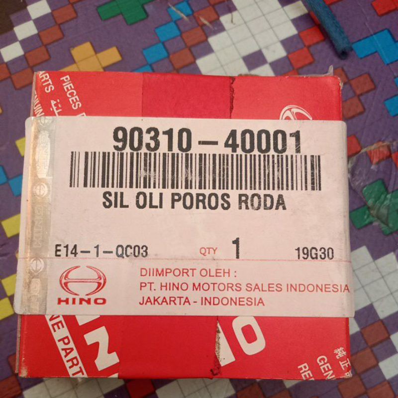 seal roda belakang dutro luar(poros roda) 90310-40001