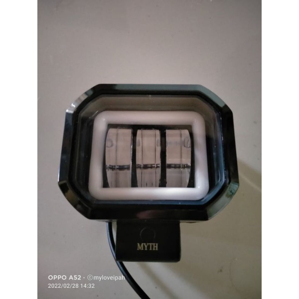 LAMPU TEMBAK LED DAYMAKER KOTAK 3 MATA MERK MYTH
