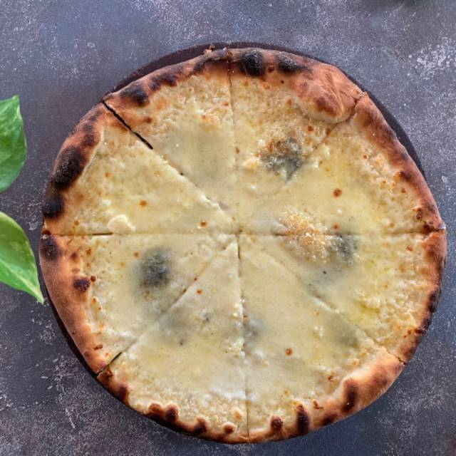

Pizza frozen by pizzakedua (cheese lovers/formagi)