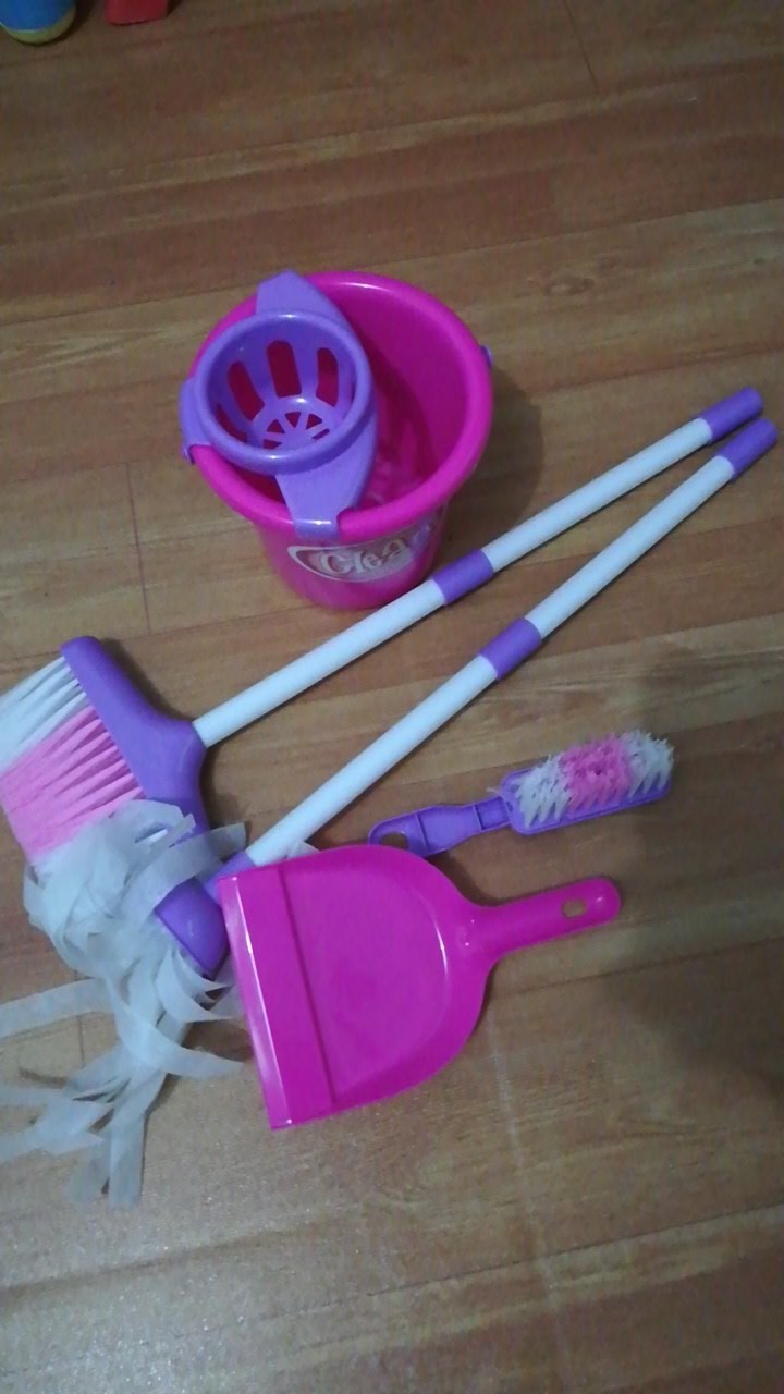 Little Helper Mainan Cleaning Set Alat Sapu Pel Anak Sni
