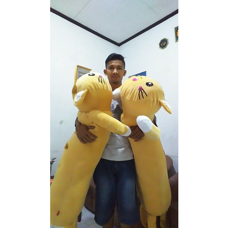BANTAL GULING KUCING BESAR