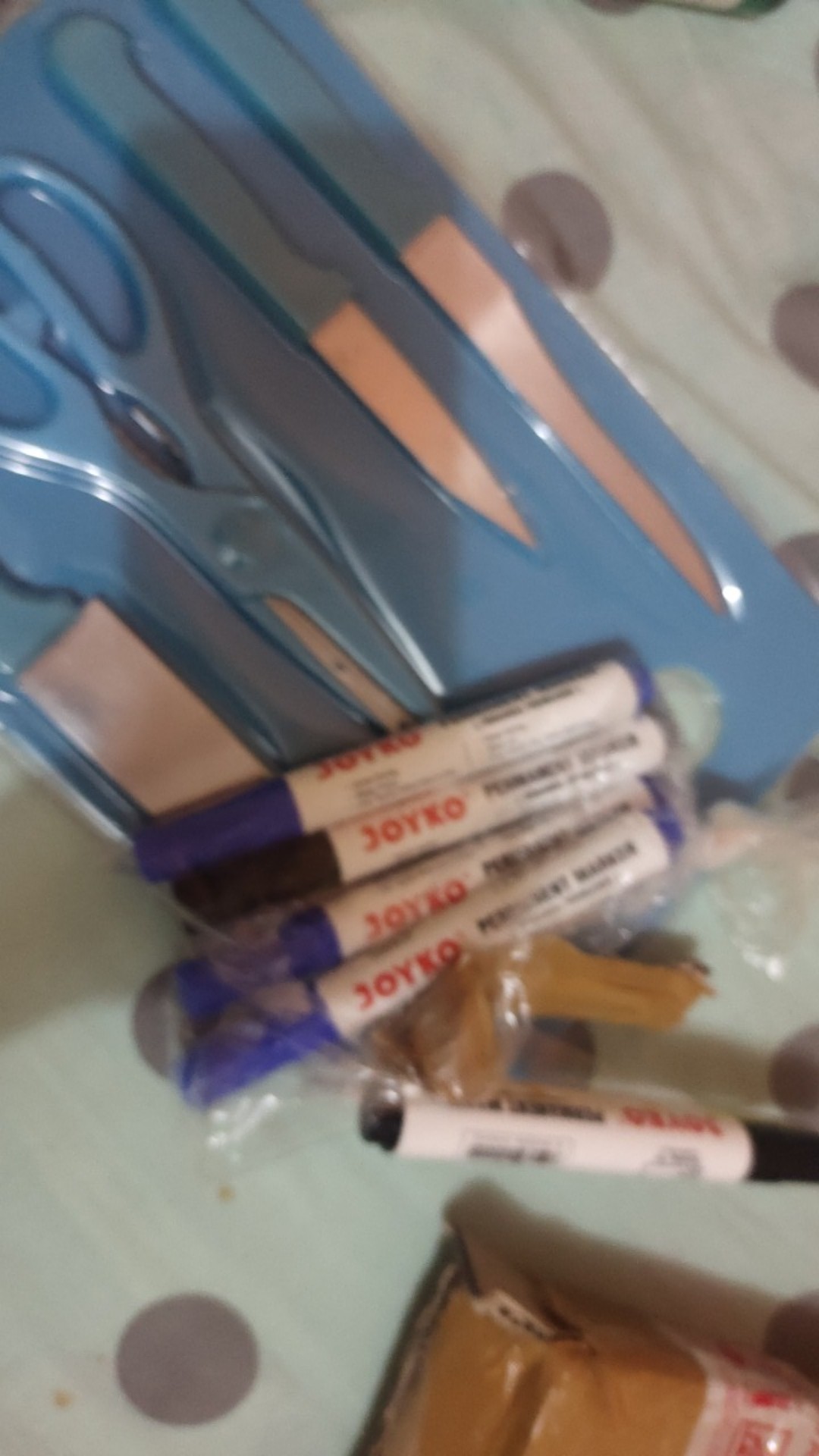 Pisau Set + Telenan Warna Cerah 5 In 1