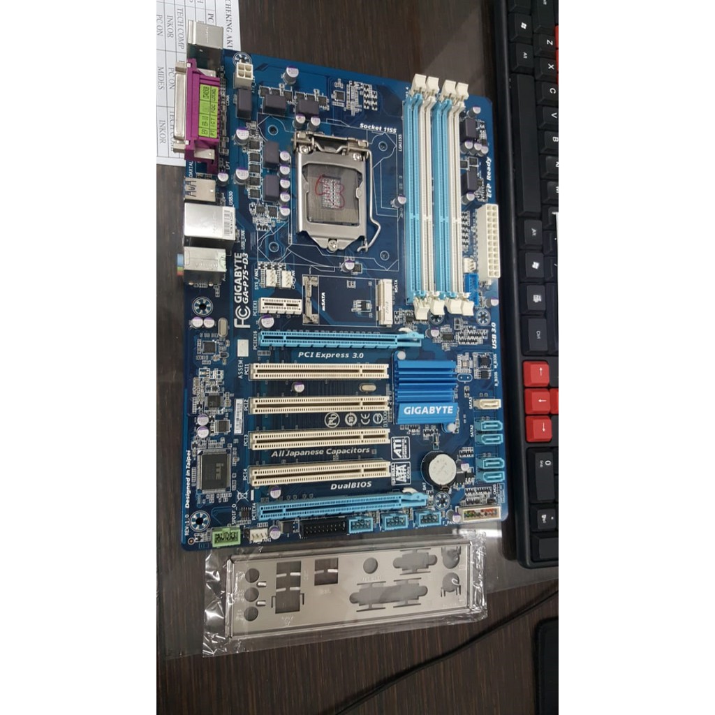 MOBO MAINBOARD MOTHERBOARD SOKET 1155 GA P75 DDR3 GIGABYTE