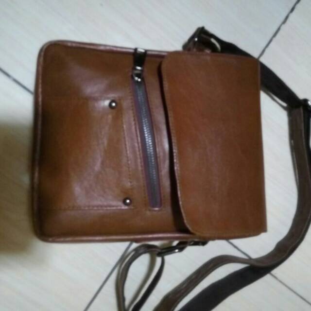 Tas slempang cowok kulit garutan