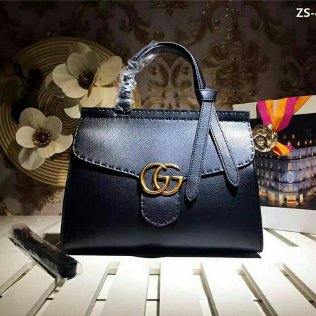 Tas gucci marmont handbag black. Ori leather. High quality