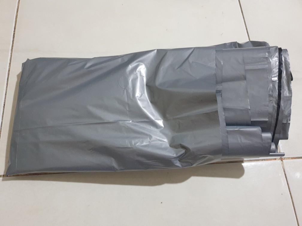 (1 Meteran) Mulsa Pertanian Hitam Perak Plastik Packing Paketan Eceran Merk Acak Bell Matahari Ktg