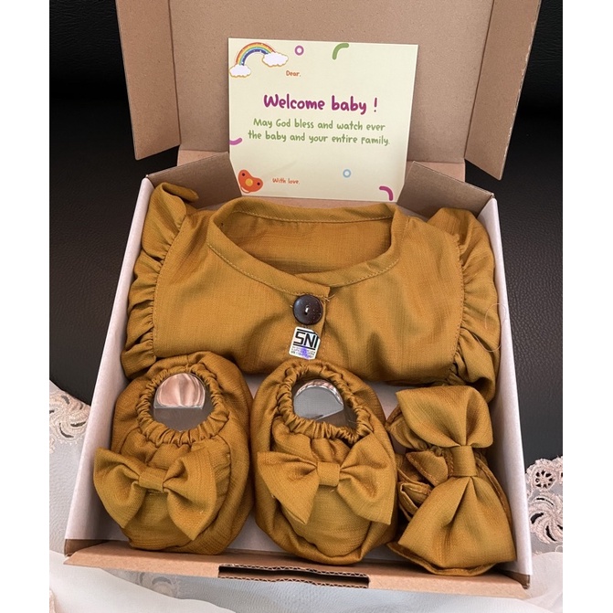 Hampers Baby Girl Jumper Set| Kado Lahiran bayi perempuan | gift set | Kado Lahiran bayi-Polos-Coklat Emas