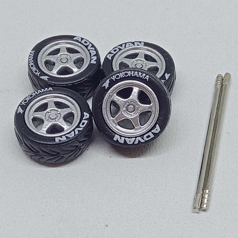 Ban karet hotwheels 10mm Advan silver palang 5
