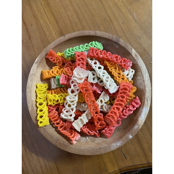 

kerupuk kepang warna