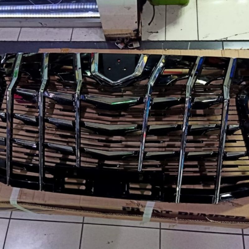 Grill Pajero Sport 2021 model alphard