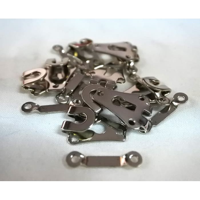 Kancing Kait / Hak Rok YKK