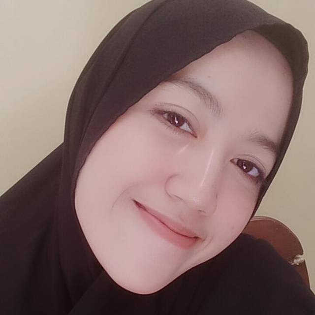 putriindahlestary17
