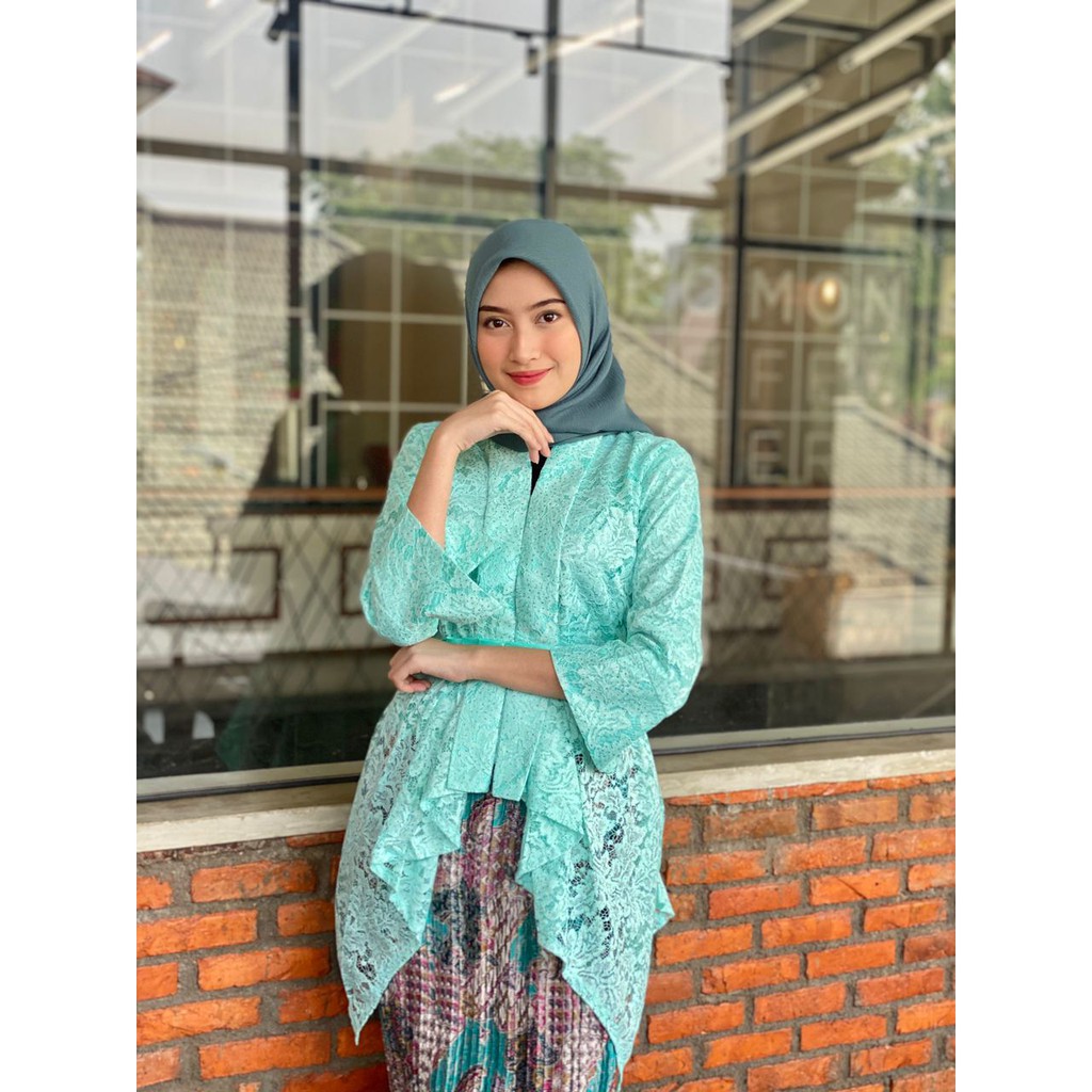 PB&gt; SET KEBAYA SELVI - BAJU KEBAYA FOCAD MODERN - BAJU KEBAYA TRADISIONAL MODERN - OUTFIT KEBAYA