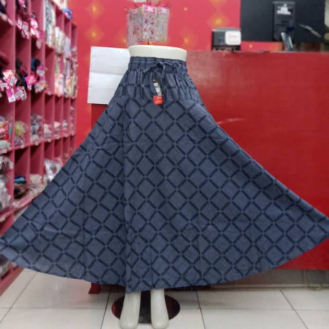 Rok Payung Motif