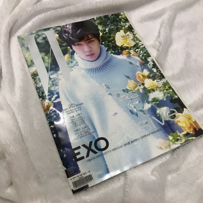 EXO MAGAZINE MAGZ MAJALAH W KOREA COVER SEHUN