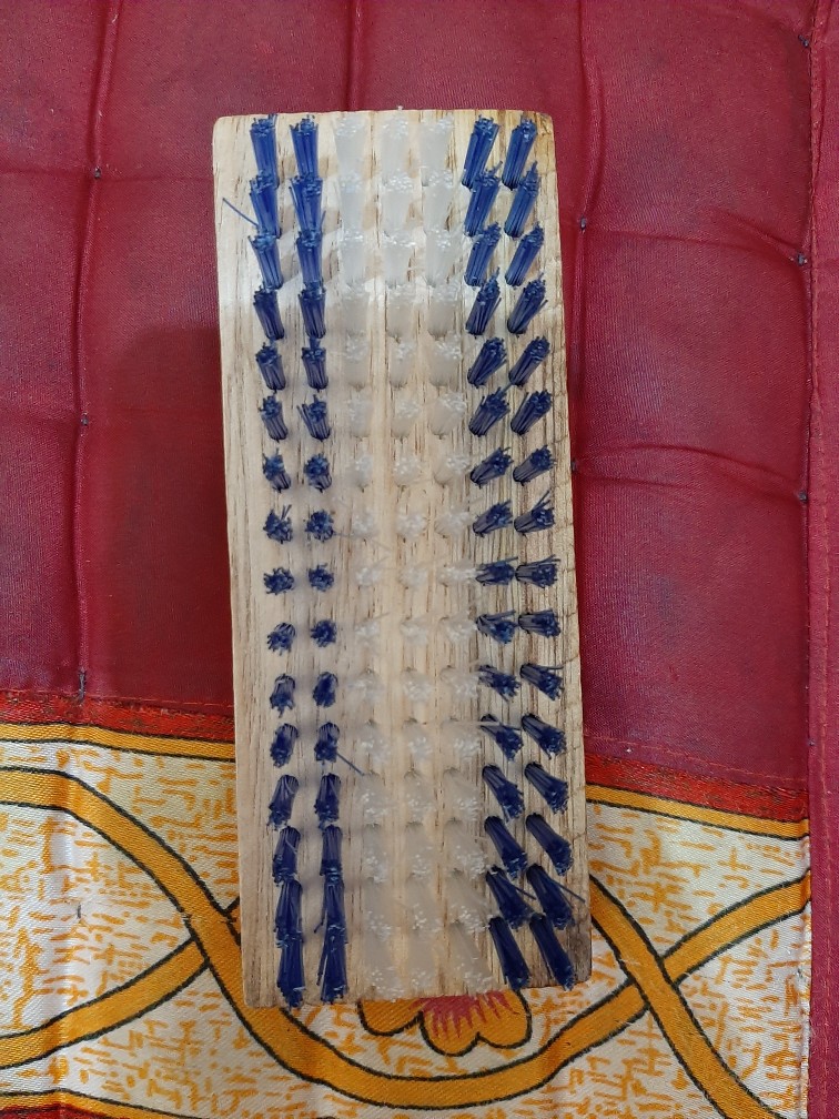 Sikat Kayu Warna Besar 818 Jumbo 14cm - Serbaguna Cuci Baju Karpet Lantai Motor Mobil Dll