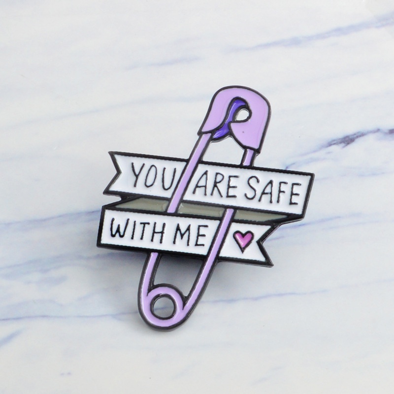 Bros Pin Enamel Tulisan You Are Safe with Me Untuk Aksesoris Tas Ransel