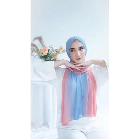 Anna pleats ombre/pashmina gradasi/pashmia plisket tanpa garis tengah-Everose