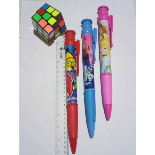 

PULPEN UNIK / Pena ukuran besar motif Random