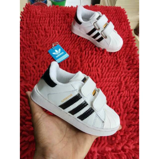 SEPATU ADIDAS SUPERSTAR ANAK