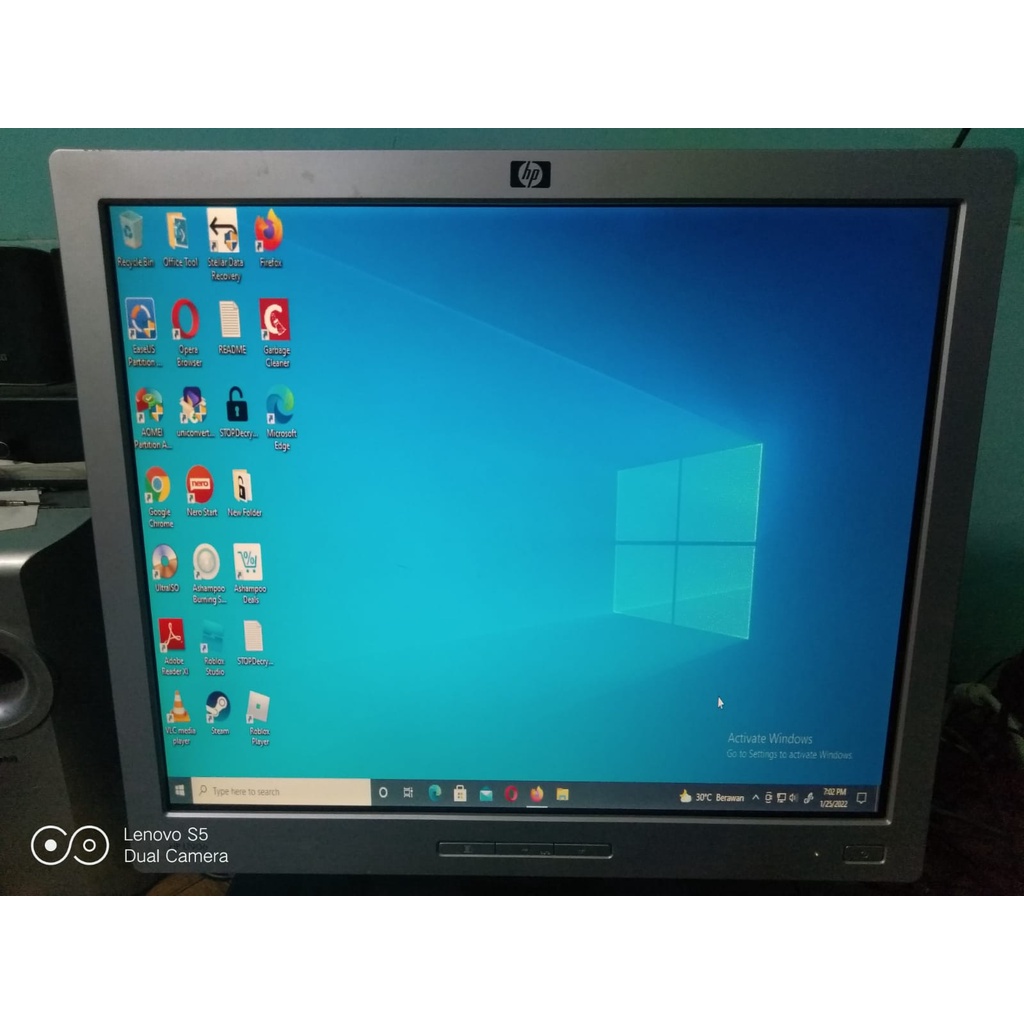 LCD MONITOR HP 19 INCH KOTAK