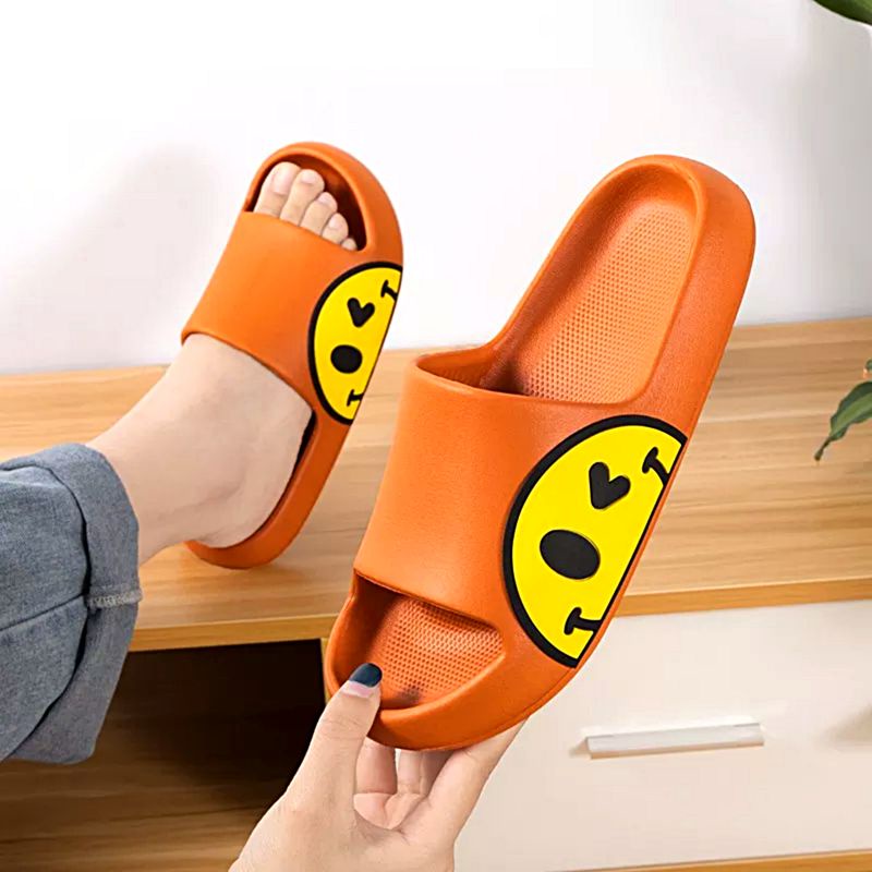 Sandal Smile &amp; Bebek Dewasa Wanita Pria / Sandal Karet Karakter Dewasa / Sandal Emoticon &amp; Duck