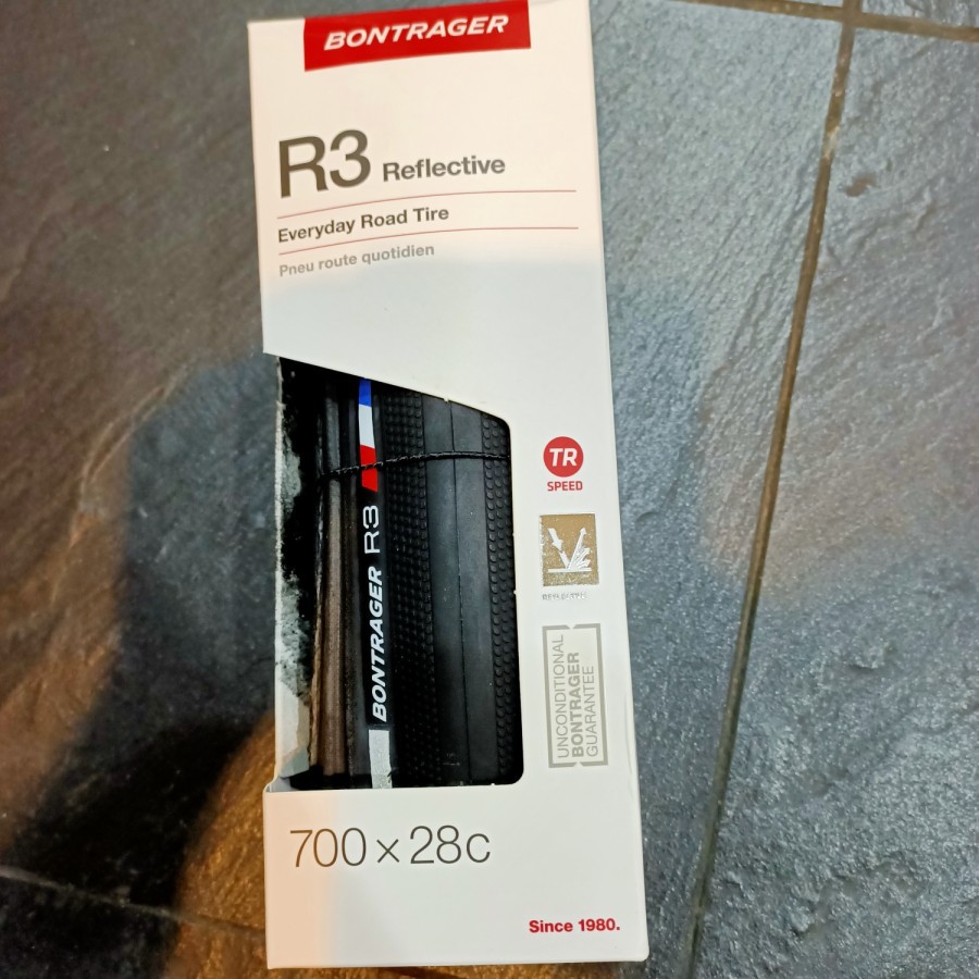 Ban Luar sepeda Bontrager R3 700 x 28C