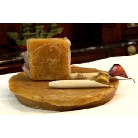 Malam Lilin Untuk Membatik