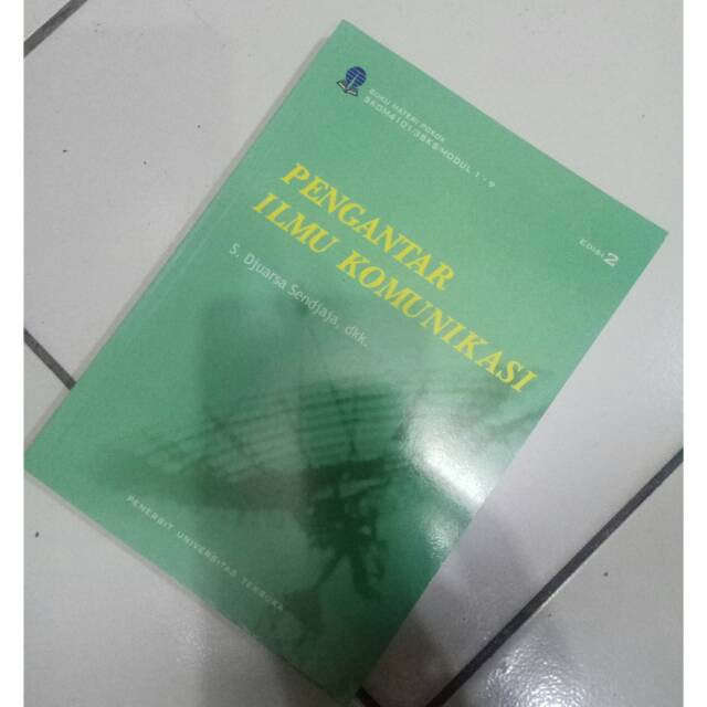 

Pengantar Ilmu Komunikasi - Djuarsa Sendjaja