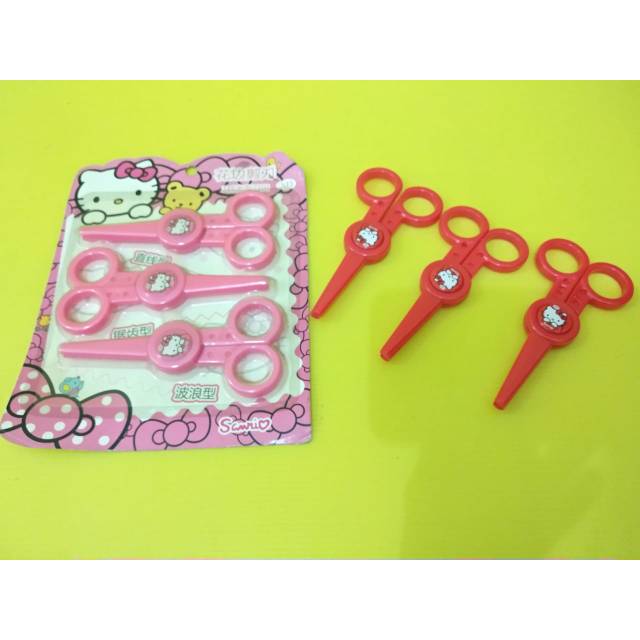 

GUNTING KERTAS ISI 3PCS KARAKTER HELLOKITTY