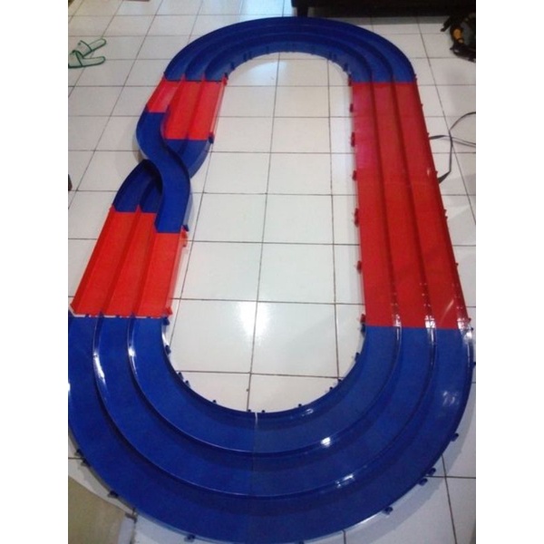 Lintasan tamiya 3 jalur