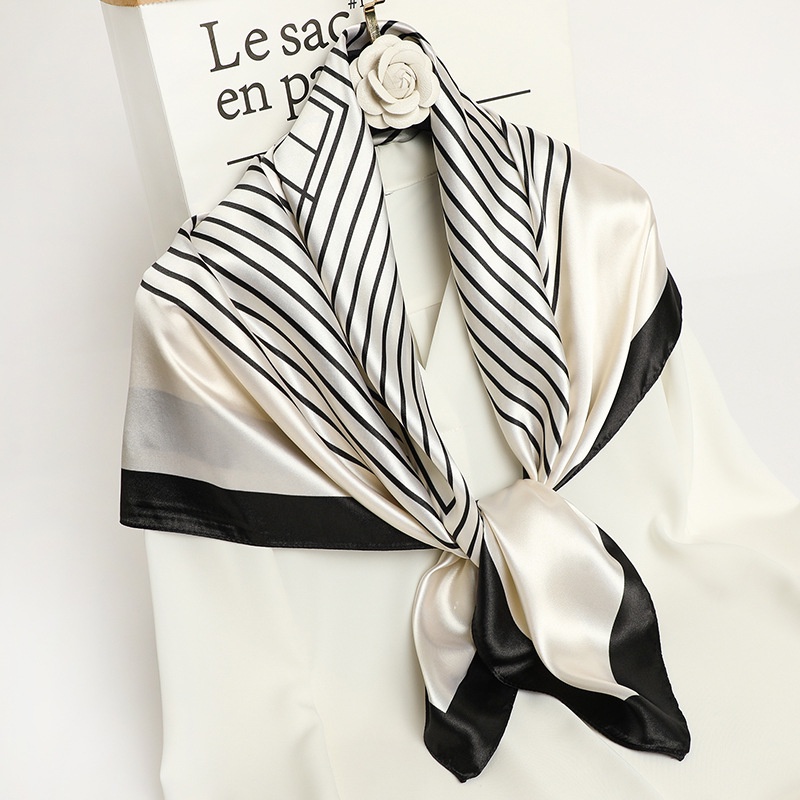 90x90cm Besar Syal Leher Fashion Korea Sederhana Gaya Aksesoris Hitam Putih Persegi Bergaris Selendang syal-3
