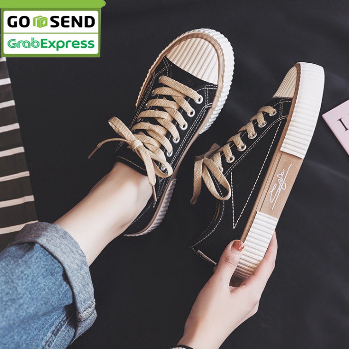 BISA COD ✓ Sepatu Sneakers wanita casual wear ala back to school model korea bahan Canvas Impor