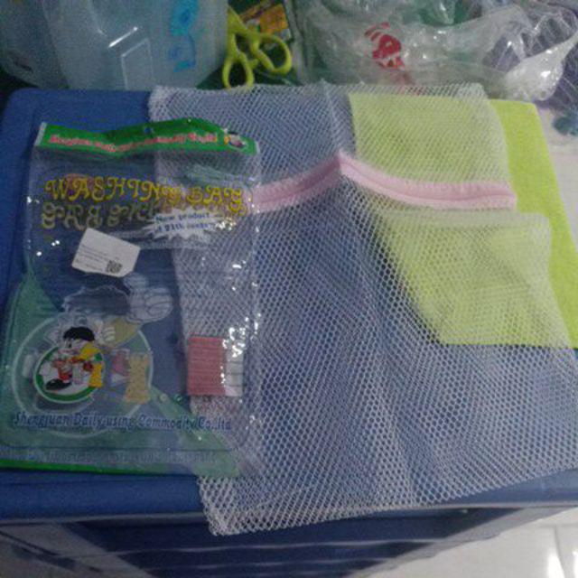 [termurah] Laundry Bag Size 40 X 30 Cm Tas Pencuci Pakaian With Zipper Laundry