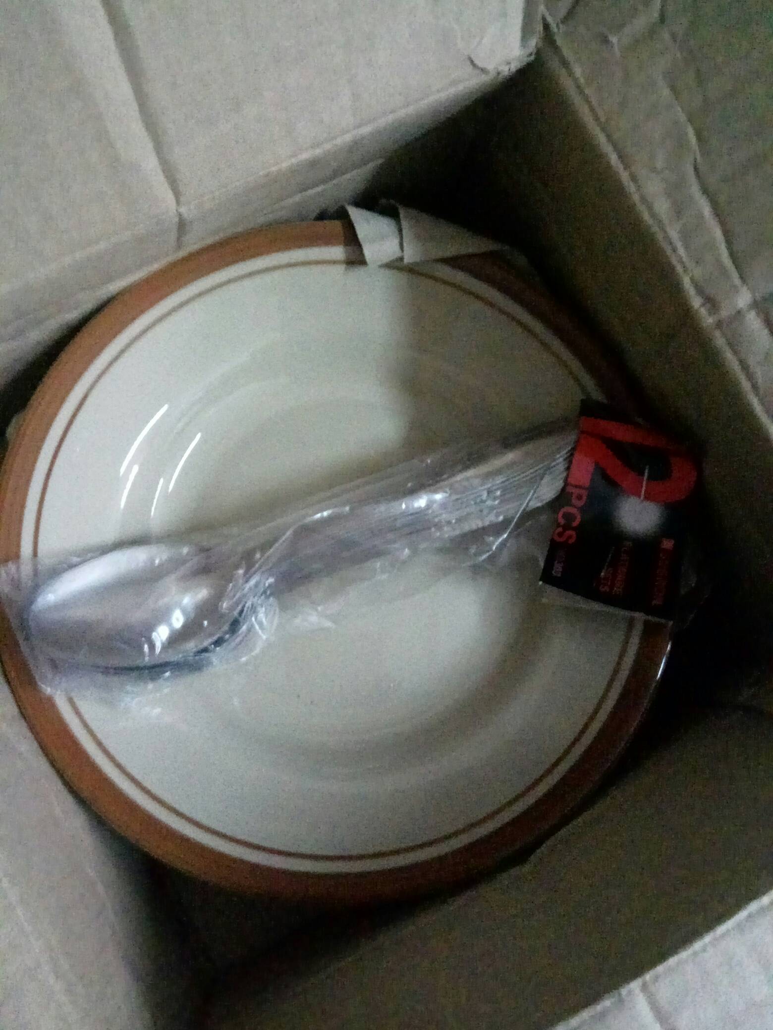 Piring Makan / Piring Keramik / Piring Lucky / Piring Polet Coklat