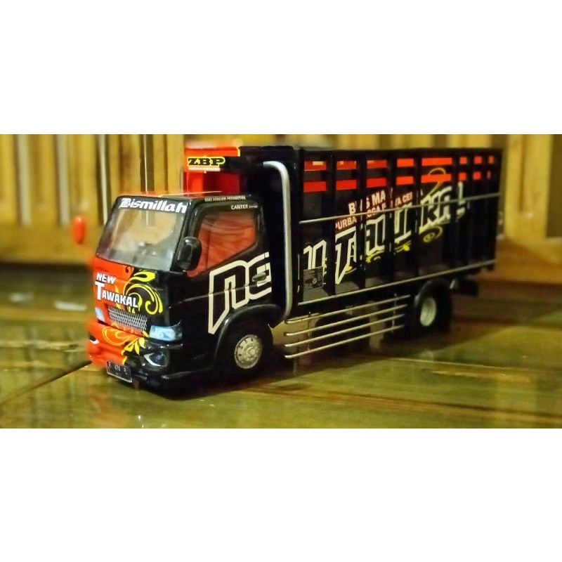 TRUK OLENG TAWAKAL HITAM full lampu MAINAN ANAK LAKI LAKI. MINIATUR TRUK MINI. MINIATUR TRUK OLENG T