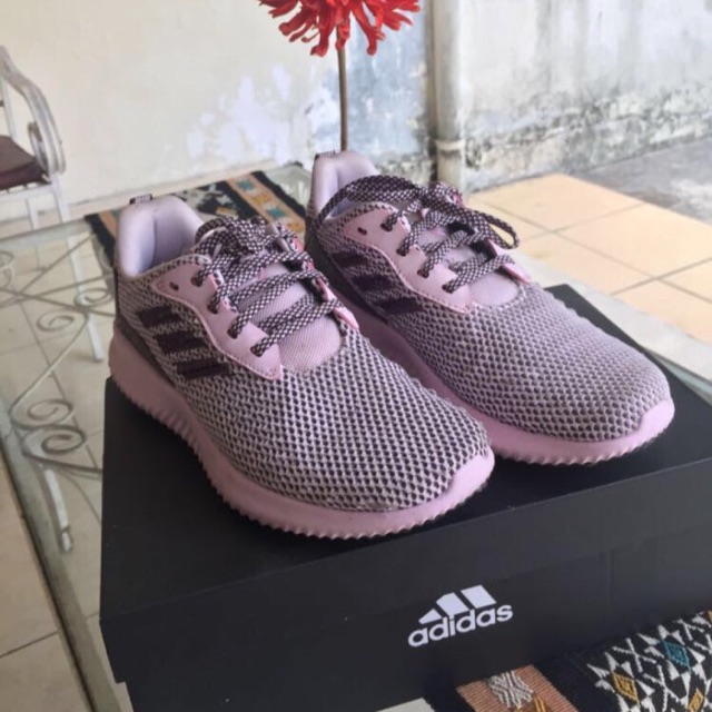 Sepatu Adidas Alphabounce original