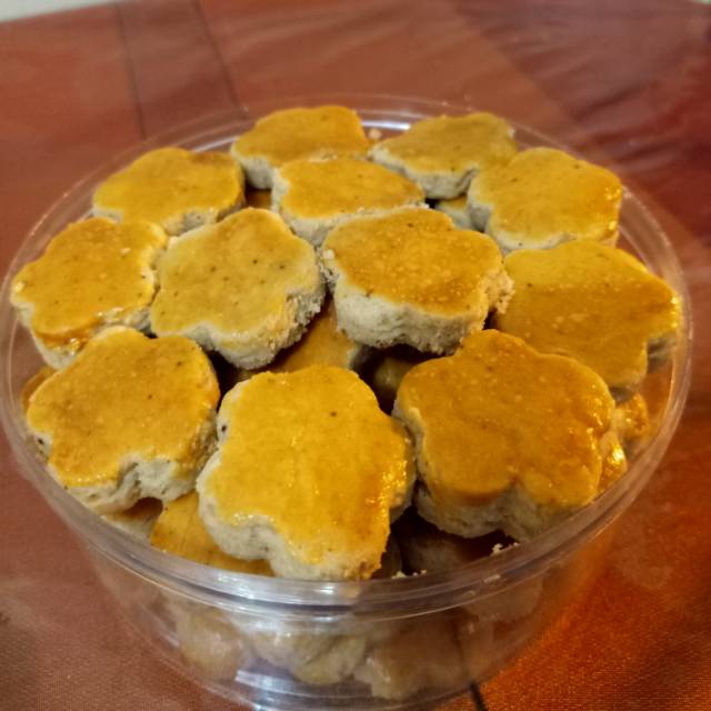 

Kue Kacang Renyah Lebaran