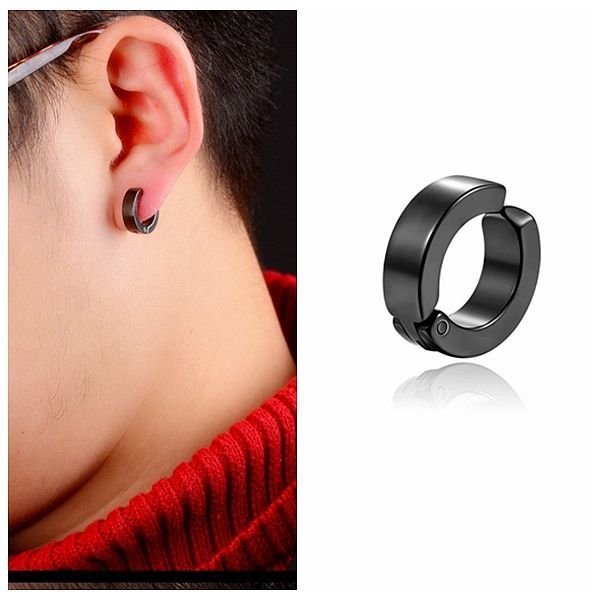 Anting Tusuk Model Punk Bahan Titanium Steel Warna Hitam / Silver Untuk Pria / Wanita