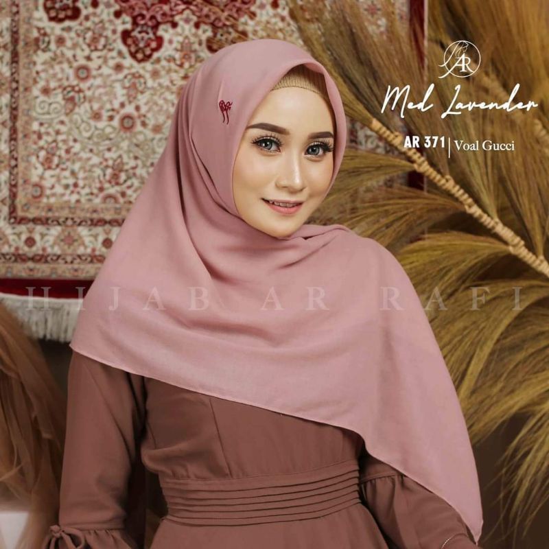 Hijab Arrafi: Ar 371 ori segi 4 matt voal Gucci