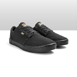 Geoff Max Official - Chival Logo All Black | Sepatu Pria